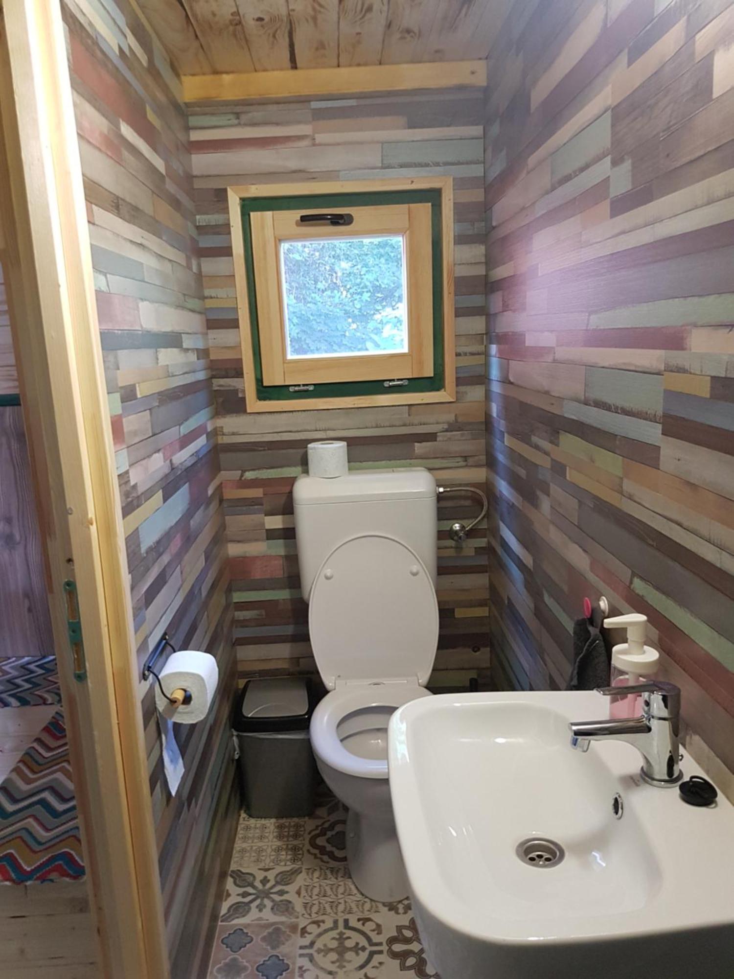 Mandel Fahazak Hotel Paloznak Room photo